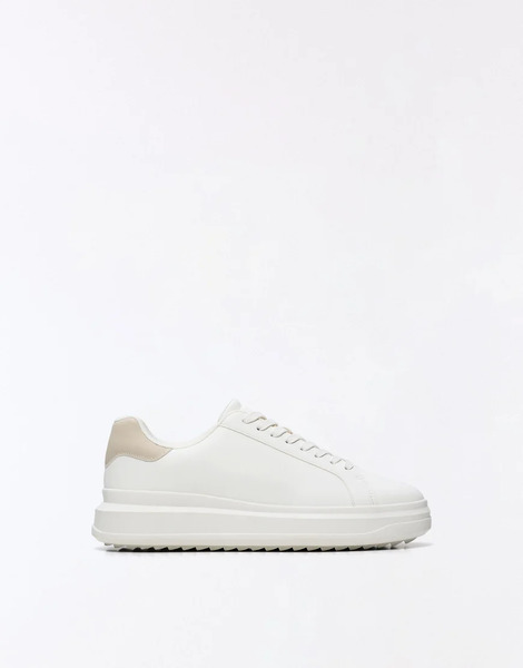  Bershka Chunky Trainers In White 