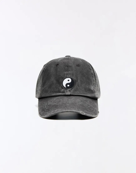  Bershka Embroidered Cap In Black 