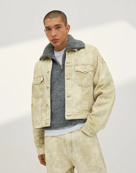  Bershka Print Denim Jacket In Green 