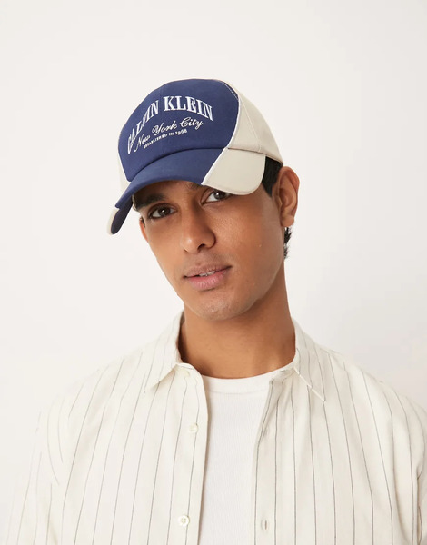  Calvin Klein Graphic Cap In Navy & White 