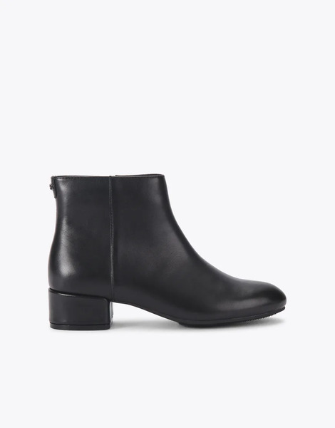  Carvela Gaia Low Ankle Boots In Black 
