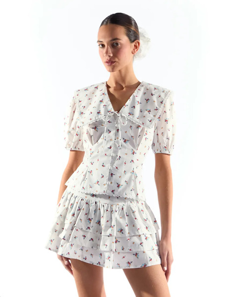  Collective The Label Oversized Collar Blouse In White Floral Multi 
