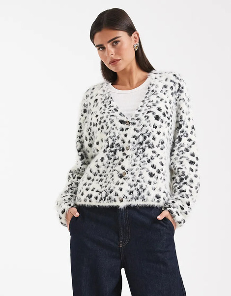  Collusion Fluffy Snow Leopard Knitted Cardi White 