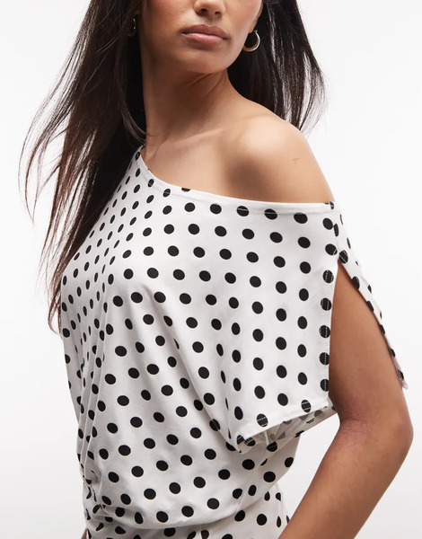  Collusion Off The Shoulder Drapey Top In Polka Dot White 