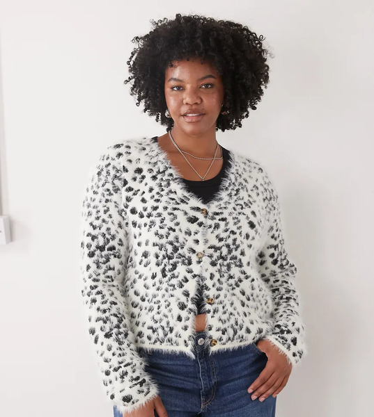  Collusion Plus Fluffy Snow Leopard Knitted Cardi White 