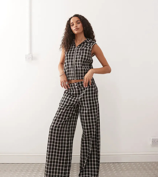  Collusion Trouser With Buckle Hardware In Check Multi 
