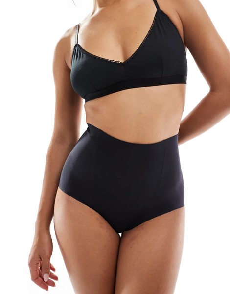  Commando Zoned Smoothing Brief Black In Black 