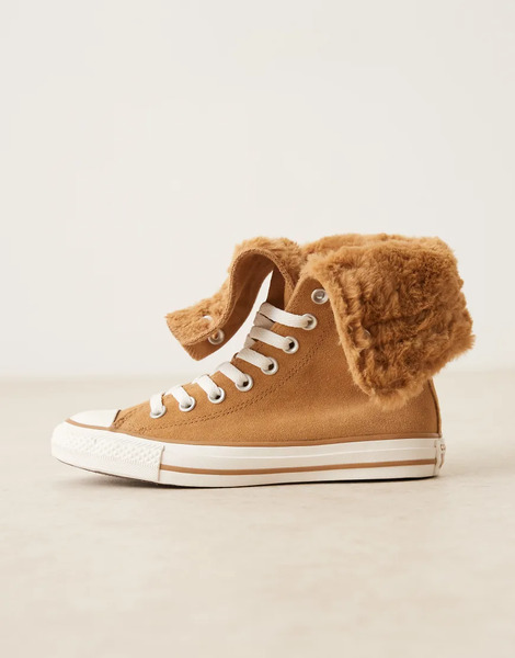  Converse Chuck Taylor All Star Faux Fur Fold Over Trainers In Brown 