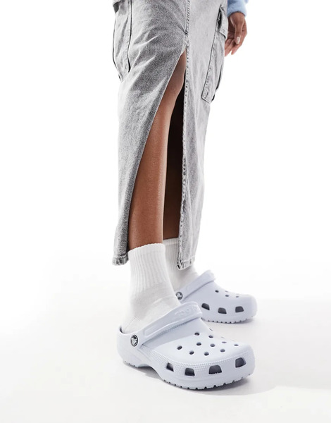  Crocs Classic Clogs In Lilac Purple 
