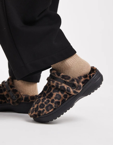  Crocs Unfurgettable Clog In Brown Leopard Print Multi 