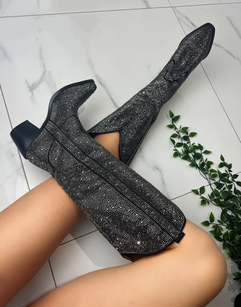  Dia Studios Cowboy Boots In Black 