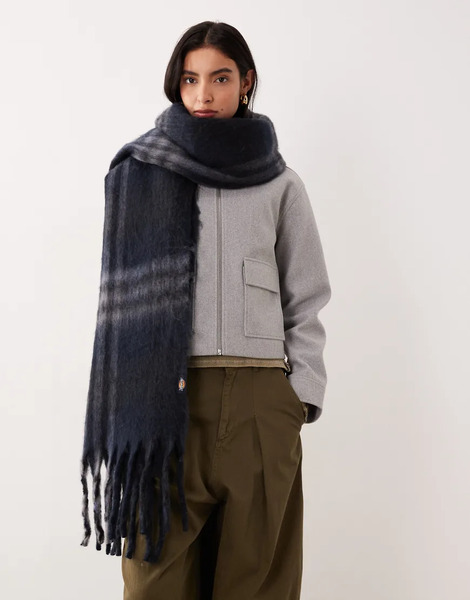  Dickies Oversized Scarf In Dark Navy And Black 