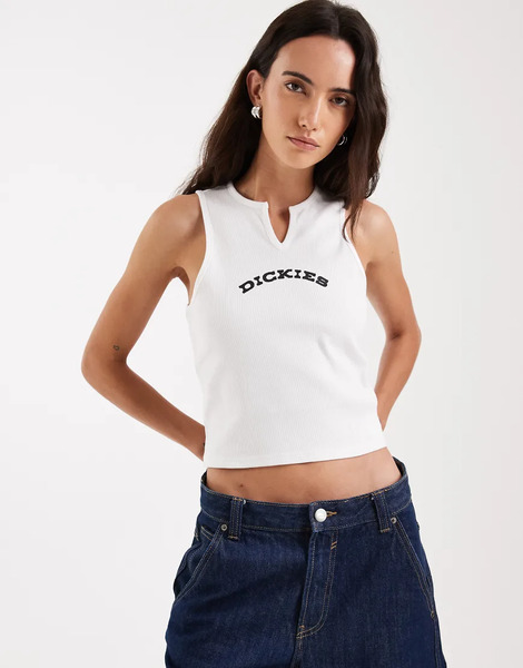  Dickies V Neck Vest In White 
