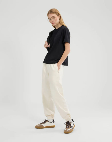  Ellesse Lentella Jogger In Off White 