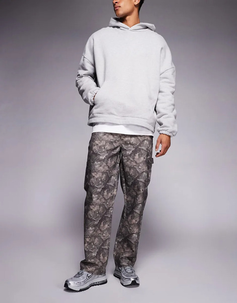  Faded Store Camo Print Jeans In Multi 