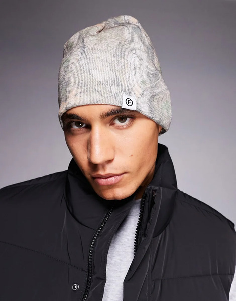  Faded Store Skull Beanie In Camo Print Multi 