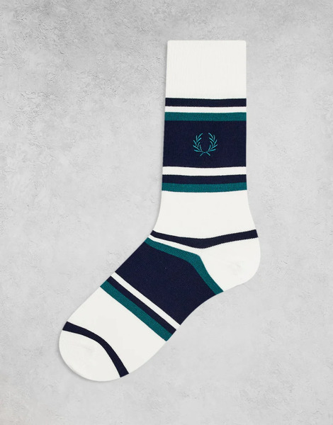  Fred Perry Tennis Stripe Logo Socks In White 
