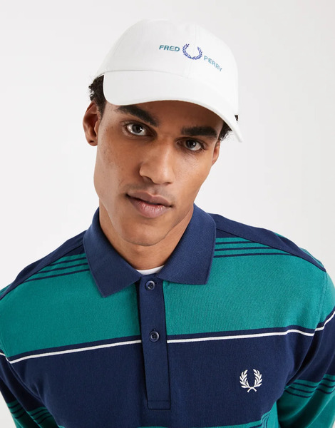  Fred Perry Twill Logo Cap In White 