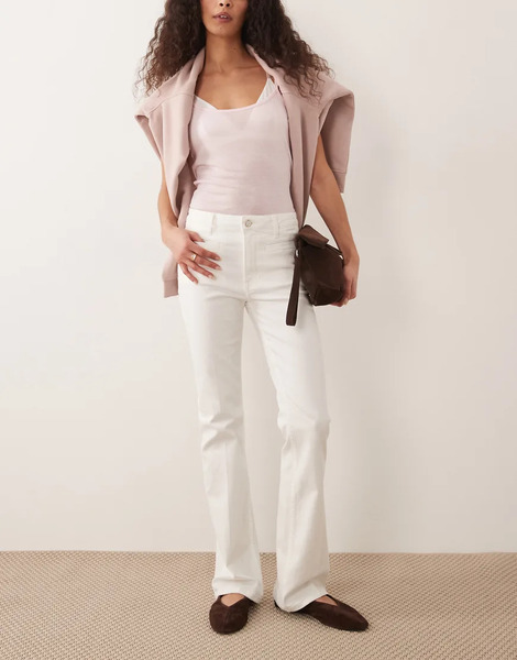  Gant Stretch Flare Jeans In Eggshell White 