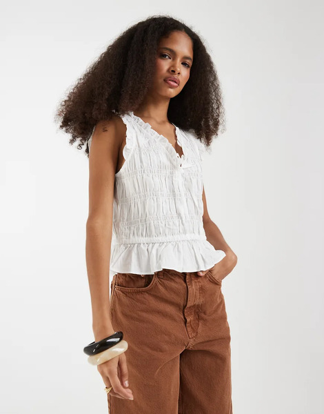  Gap Sleeveless Tie Front Blouse With Ruffle Detail In White 