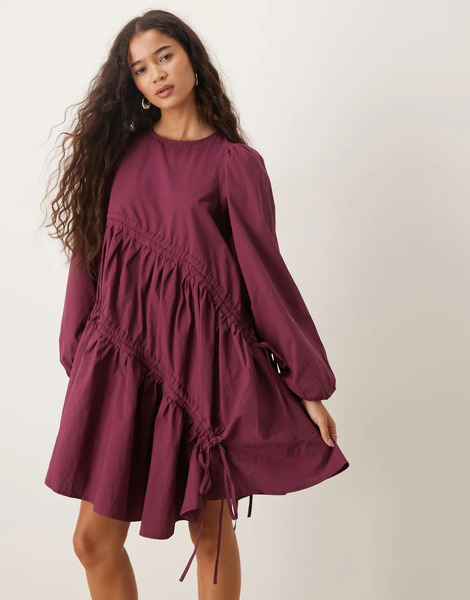  Ghospell Oversized Ruched Mini Dress In Red 
