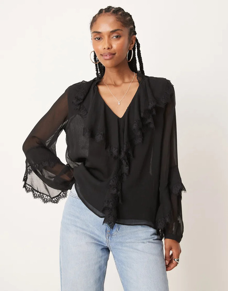  Glamorous Boho Ruffle Blouse In Black 