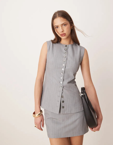  Glamorous Button Down Top In Grey Pinstripe 