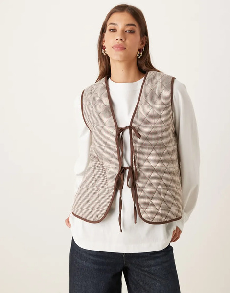  Glamorous Quilted Vest In Brown Gingham 