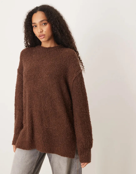  Glamorous Round Neck Jumper In Chocolate Brown 