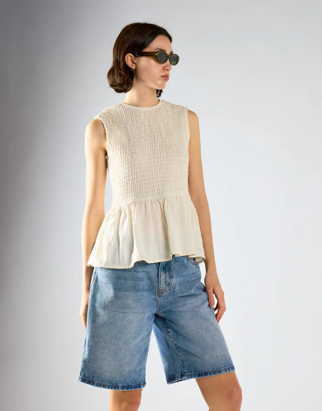  Glamorous Sleeveless Bubble Hem Top In White 