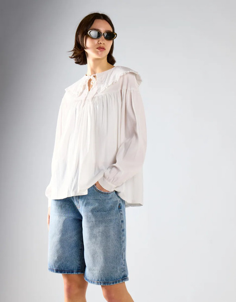 Glamorous Statement Collar Shirt In Off White 