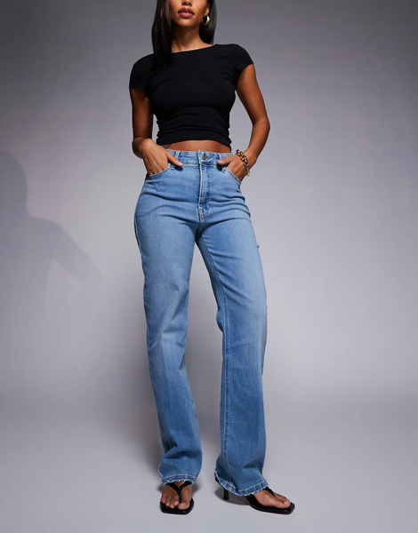  Good American Good True High Waisted Straight Leg Frayed Hem Super Stretch Denim Jeans In Light Blue Wash 