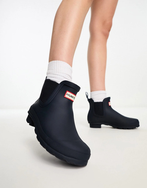  Hunter Original Chelsea Boots In Navy 