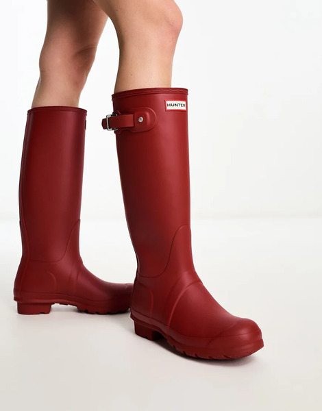  Hunter Original Tall Wellington Boots In Red 