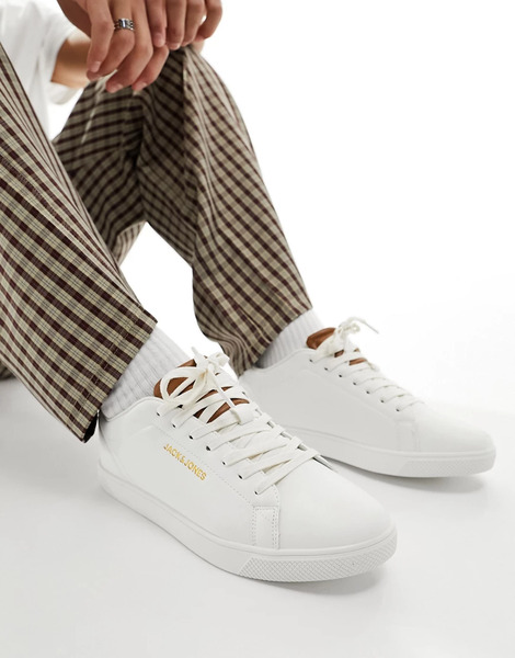  Jack & Jones Faux Leather Trainer In White 