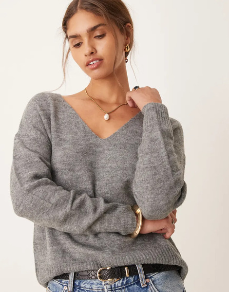  Jdy V Neck Jumper In Dark Grey 