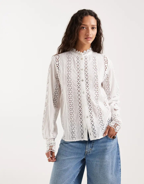  Lee Lace Trim Blouse In White 