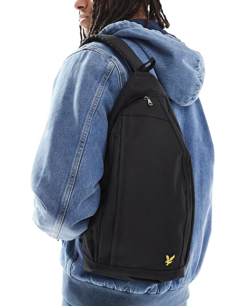  Lyle & Scott Sling Bag In Jet Black 