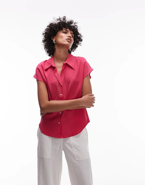  Mango Classic Sleeveless Satin Shirt With Rounded Hem In Red 