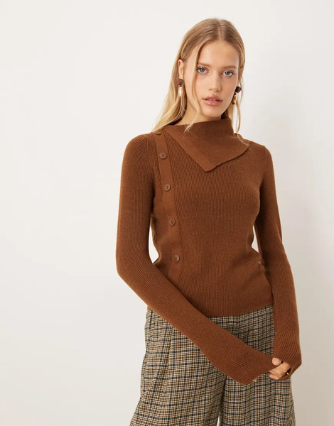  Mango Jumper With Side Buttons In Mid Brown 