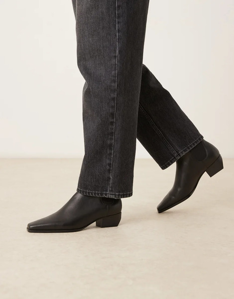  Mango Leather Square Toe Low Heeled Ankle Boot In Black 