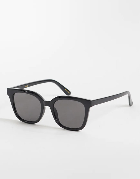 Mango Oversized Sunglasses In Black 