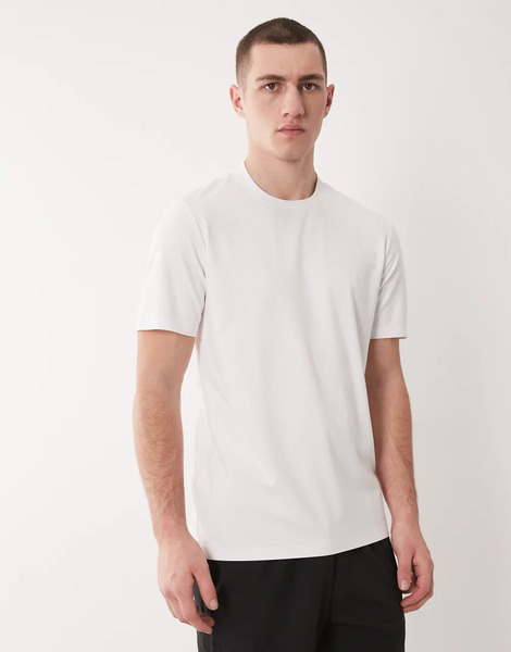  Mango Performance Thermal Insulating T Shirt In White 