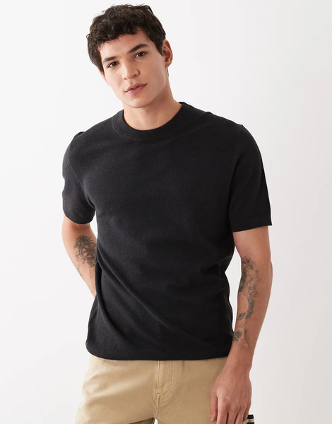  Mango Premium T Shirt In Black 
