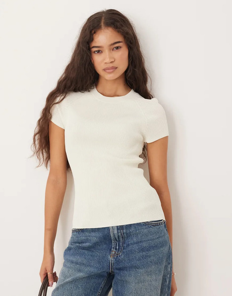  Mango Round Neck Short Sleeve Knitted Top In White 
