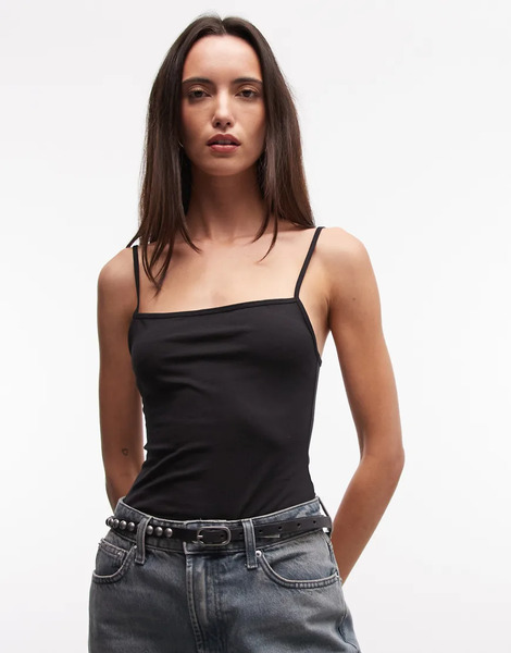  Monki Straight Strap Vest In Black 