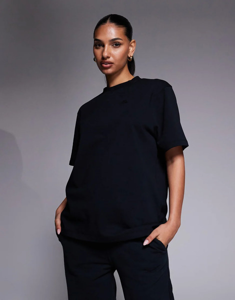  Montirex Form Oversized T Shirt In Black 