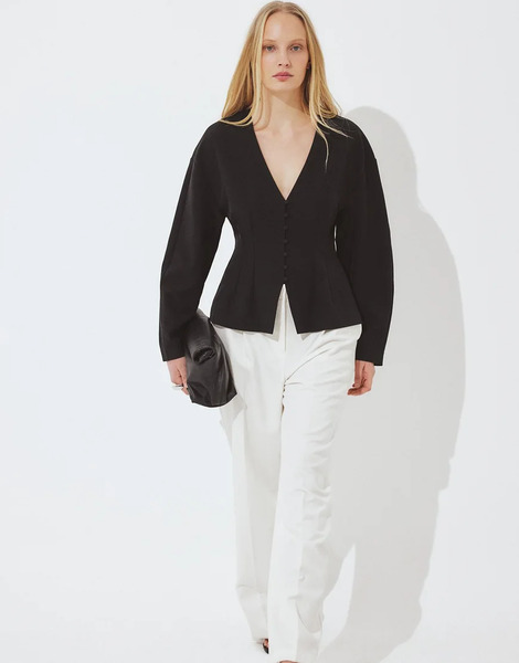  Na Kd Tailored Fitted Button Front Blouse In Black 