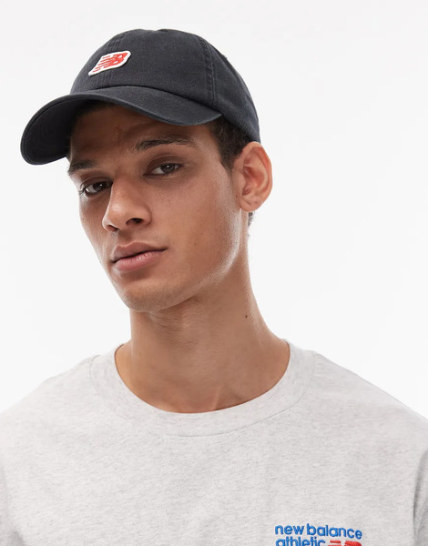  New Balance Patch Logo Hat In Black 