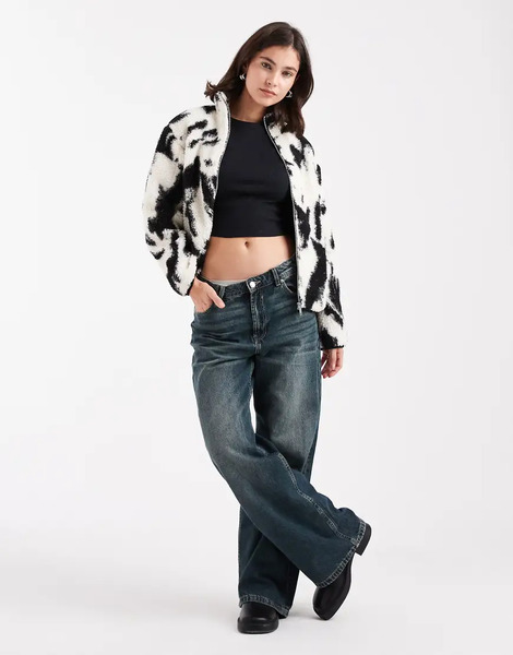  New Look Abstract Print Borg Jacket In Black White 
